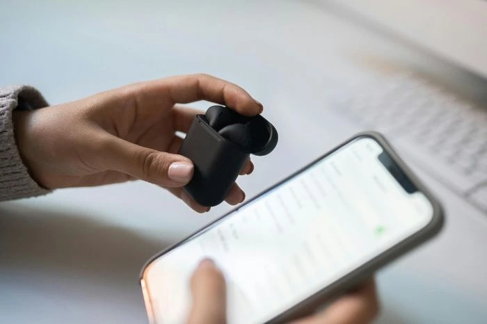 AirPods Features on Android