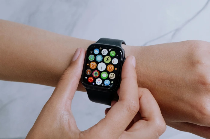 How to Free Up Space on Apple Watch