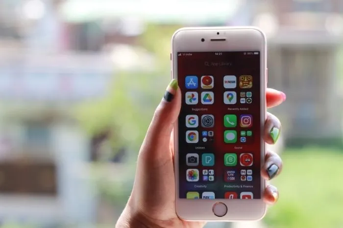 how to disable Siri on iPhone